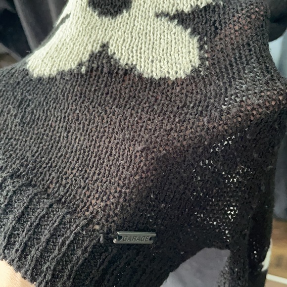 Knit Daisy Pattern Garage Long Sleeve Top - Picture 6 of 11